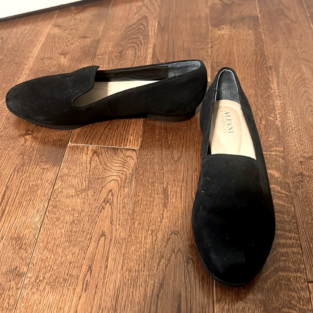 Alfani step N flex suede loafers
